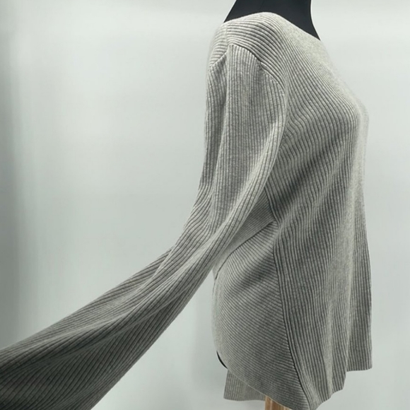 Aritzia Babaton Kitano Sweater sizeM - Picture 6 of 6